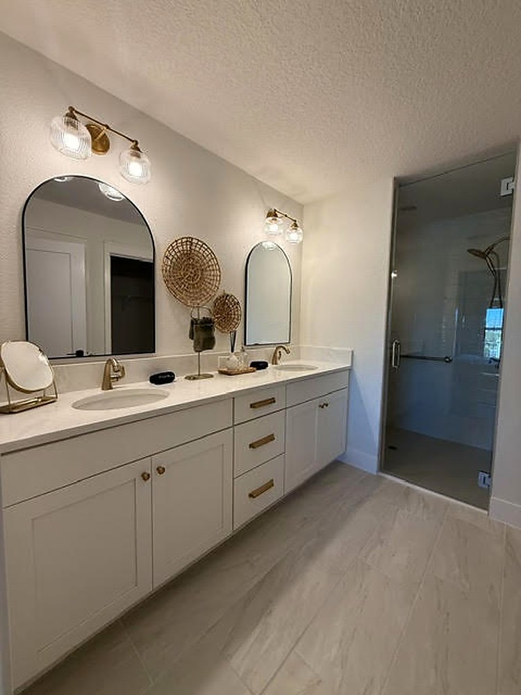 Spa-inspired bathroom vanity