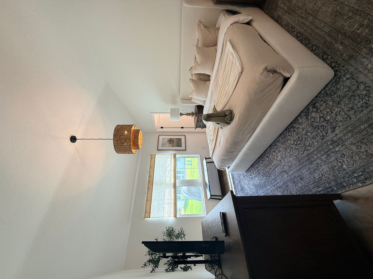 Bonus room and office space